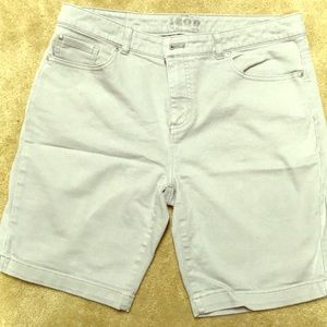 Izod shorts